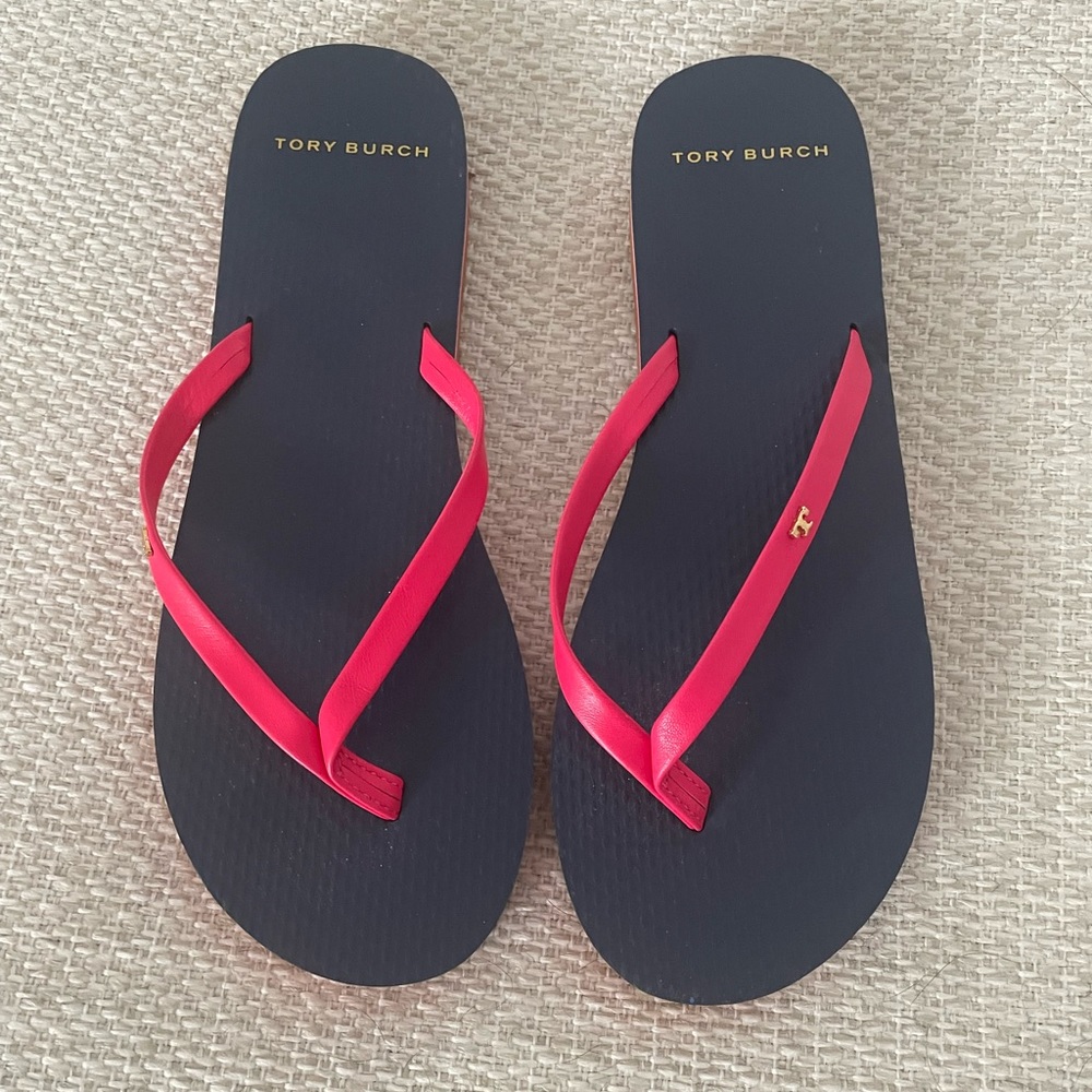 Tory Burch Women’s thin flip flops, leather straps, size 8, navy blue and pink
